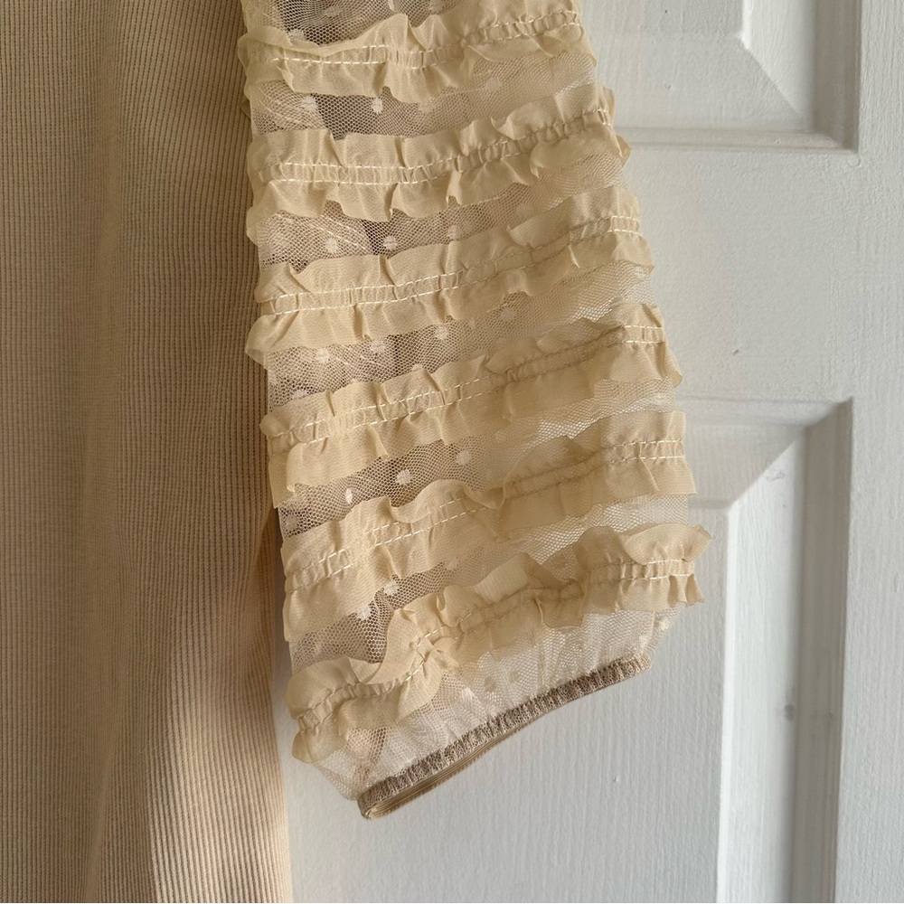 DOLAN Anthropologie Ruffle Sheer Sleeve Top Size XS Boho Minimalist - Picture 4 of 7